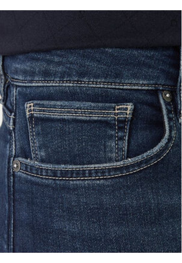 Guess Jeansy M6RAS2 D0632 Niebieski Slim Tapered Fit. Kolor: niebieski