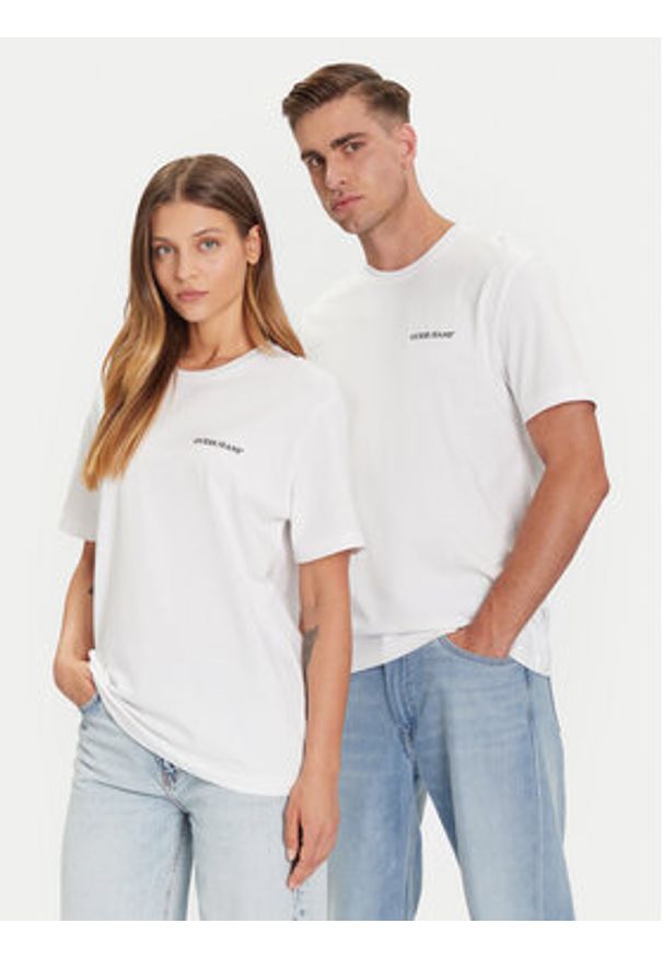 Guess Jeans T-Shirt M5BI78 K8FQ4 Biały Regular Fit. Kolor: biały. Materiał: bawełna