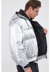 Calvin Klein Jeans Kurtka J30J319306.4890 męska kolor srebrny zimowa oversize. Kolor: srebrny. Sezon: zima #2