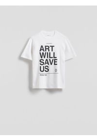 Reserved - T-shirt z nadrukiem - biały. Kolor: biały. Materiał: bawełna, dzianina. Wzór: nadruk