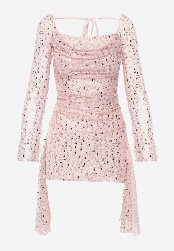 Renee - Różowa Dopasowana Sukienka VICES Zdobiona Cekinami i Wiązaniem Alethrolphi. Okazja: na imprezę. Kolor: różowy. Wzór: aplikacja. Styl: klasyczny, elegancki