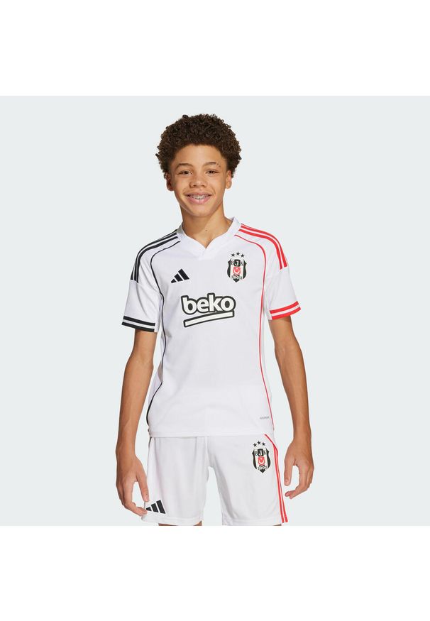 Adidas - Koszulka Beşiktaş JK 25/26 Home Kids. Kolor: biały. Sport: piłka nożna