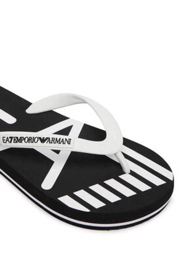 EA7 Emporio Armani Japonki 7X000659 AF22188 MC001 Czarny. Kolor: czarny. Materiał: syntetyk