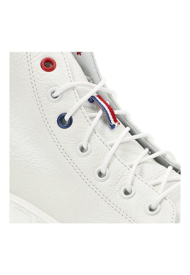 Białe Sneakersy Armodo Skórzane Wygodne Buty Damskie. Zapięcie: pasek. Kolor: biały. Materiał: skóra. Szerokość cholewki: normalna. Wzór: aplikacja, geometria. Obcas: na platformie. Styl: klasyczny, sportowy