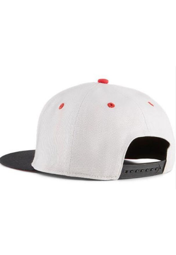 Czapka Z Daszkiem Puma Acm Fan Flatbrim Cap. Kolor: szary. Styl: casual, elegancki