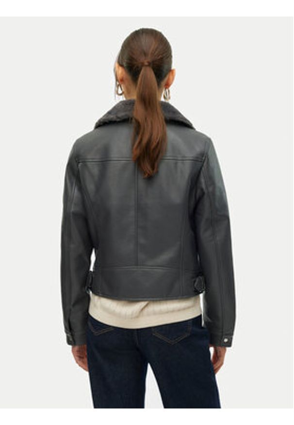 Vero Moda Kurtka z imitacji skóry Hailey 10250405 Szary Regular Fit. Kolor: szary. Materiał: skóra