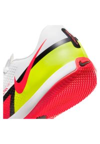 Buty piłkarskie halowe Nike Phantom GT2 Academy IC DC0765. Materiał: skóra, syntetyk. Szerokość cholewki: normalna. Sport: piłka nożna #4