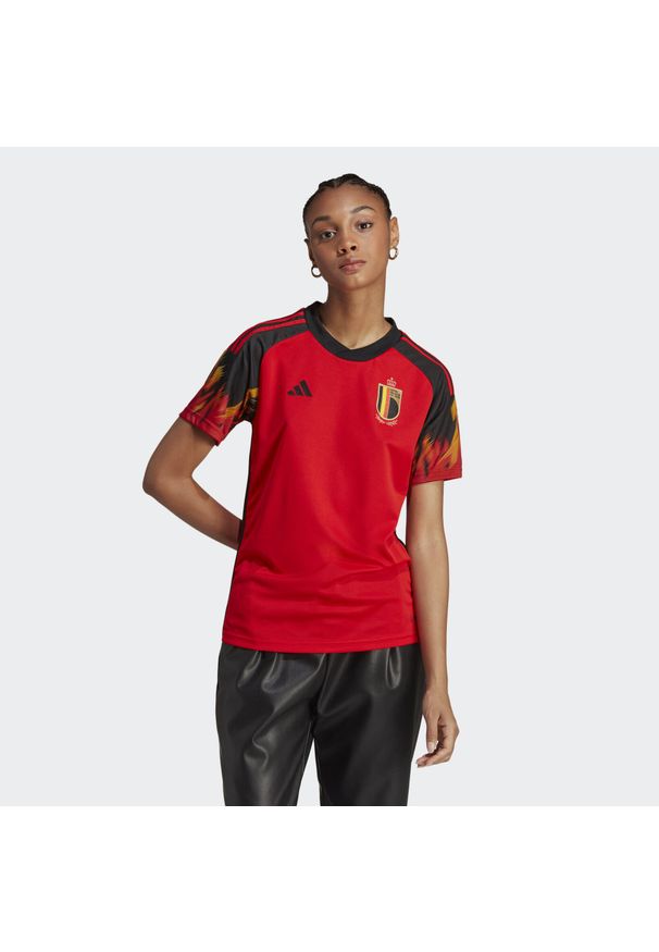 Adidas - Belgium 22 Home Jersey. Kolor: czerwony, wielokolorowy, czarny. Materiał: jersey. Sport: piłka nożna