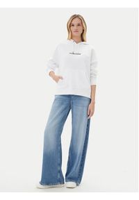Guess Jeans Bluza W5RQ27 K68I4 Biały Oversize. Kolor: biały. Materiał: bawełna #3