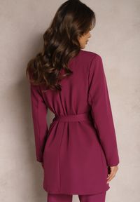 Renee - Ciemnofioletowa Sukienkowa Marynarka Wiązana Paskiem w Talii Ardthana. Kolor: fioletowy. Styl: elegancki