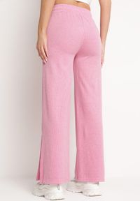 Born2be - Różowe Szerokie Spodnie z Gumką w Pasie i Rozcięciami Jacilla. Okazja: do pracy, na spotkanie biznesowe. Kolor: różowy. Styl: elegancki, biznesowy #5