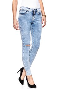 Wrangler - WRANGLER HIGH RISE SKINNY WROCK BLUE W27HSV24S. Stan: podwyższony. Wzór: aplikacja #10