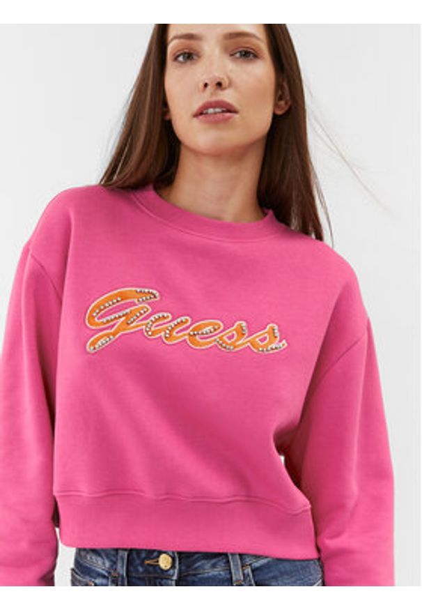 Guess Bluza W3BQ13 KB681 Różowy Regular Fit. Kolor: różowy. Materiał: bawełna, syntetyk