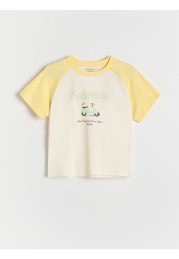 Reserved - Bawełniany t-shirt z nadrukiem - żółty. Kolor: żółty. Materiał: bawełna. Wzór: nadruk