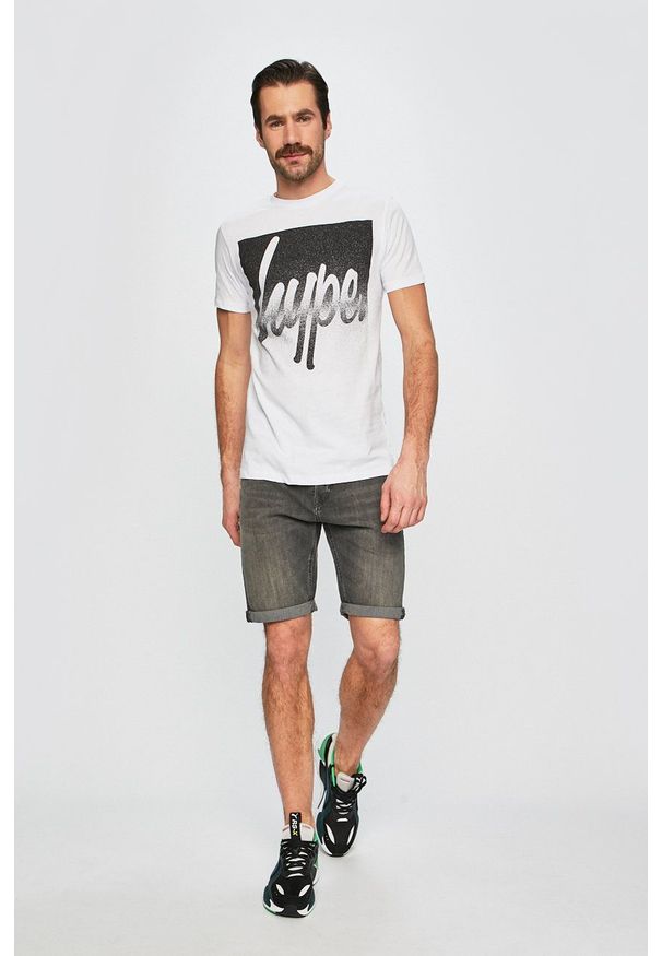 Hype - T-shirt. Okazja: na co dzień. Kolor: biały. Materiał: dzianina. Wzór: nadruk. Styl: casual