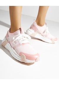 MONCLER - Różowe sneakersy Lunarove. Zapięcie: sznurówki. Kolor: biały. Materiał: guma, materiał