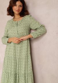 Renee - Zielona Sukienka Pherothoe. Kolor: zielony. Długość rękawa: długi rękaw. Styl: klasyczny. Długość: maxi #2