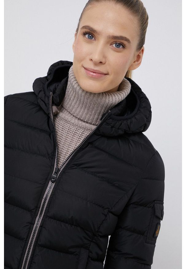Refrigiwear - RefrigiWear Kurtka puchowa damska kolor czarny przejściowa. Typ kołnierza: kaptur. Kolor: czarny. Materiał: puch