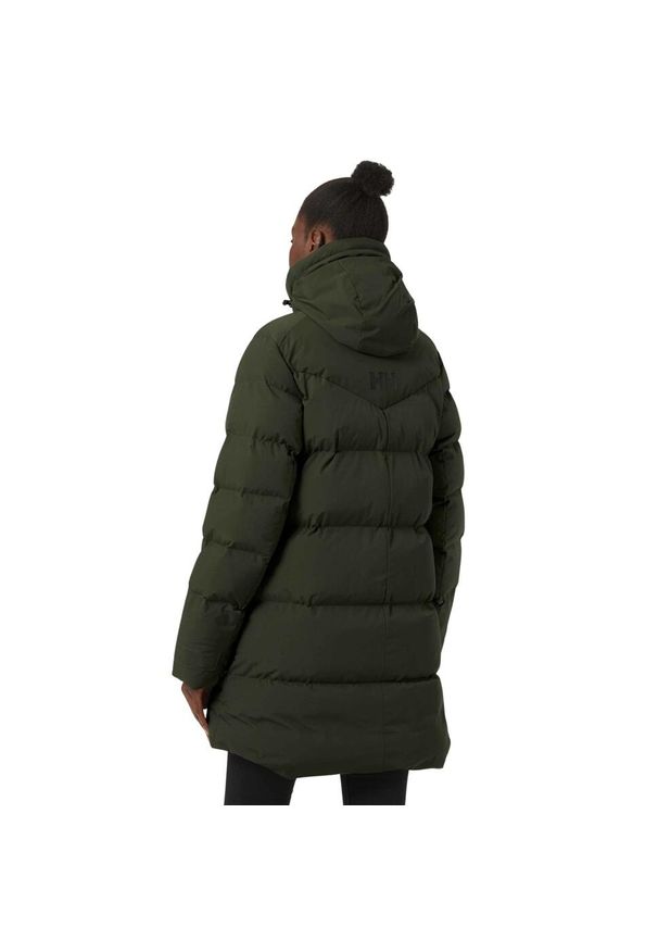 Parka damska Helly Hansen adore puffy. Kolor: czarny, wielokolorowy, zielony. Materiał: puch. Długość: długie. Sezon: zima. Sport: turystyka piesza