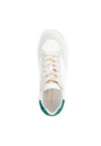 Wittchen - Damskie sneakersy skórzane ze wstawką z motywem zwierzęcym biało-zielone. Nosek buta: okrągły. Kolor: zielony, biały, wielokolorowy. Materiał: skóra. Wzór: motyw zwierzęcy. Obcas: na platformie. Sport: turystyka piesza #2
