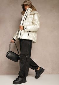 Renee - Biała Kurtka Zimowa Y2K z Pikowaniem i Paskiem ze Sprzączką Cerrive. Kolor: biały. Materiał: jeans. Sezon: zima