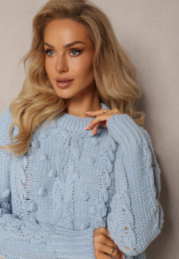 Renee - Niebieski Grubo Pleciony Sweter z Wełną i Bawełną Bavime. Okazja: na co dzień. Kolor: niebieski. Materiał: bawełna, wełna. Sezon: zima. Styl: elegancki, casual