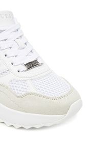 Guess Sneakersy FLTKOR ELE12 Biały. Kolor: biały. Materiał: materiał #3