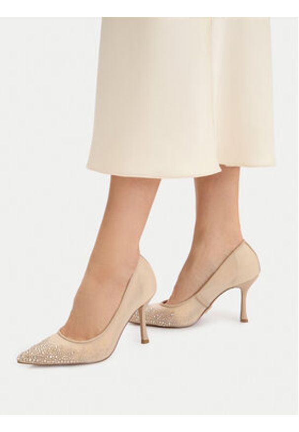 Steve Madden Szpilki 11003845 Złoty. Kolor: złoty. Materiał: materiał. Obcas: na szpilce