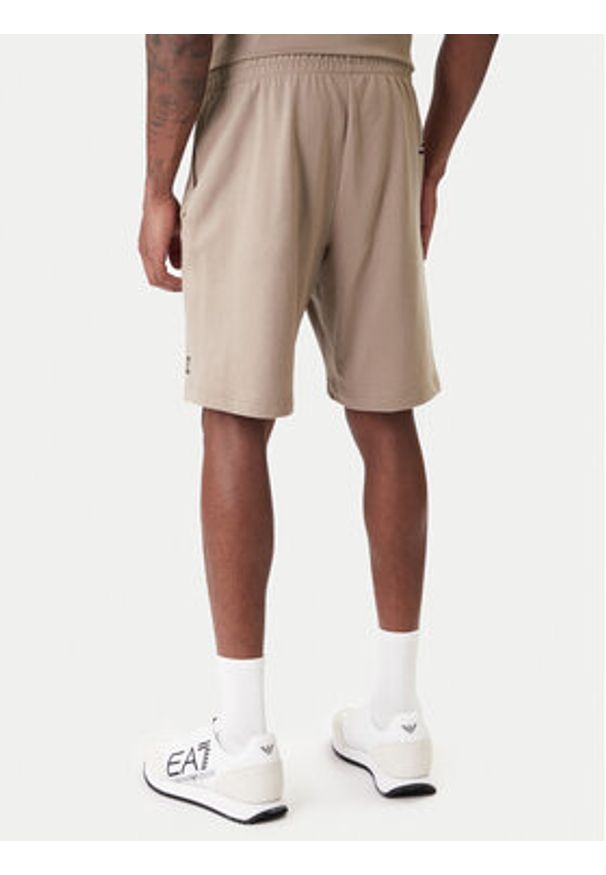 EA7 Emporio Armani Szorty sportowe 8NPS65 PJVRZ U6167 Beżowy Regular Fit. Kolor: beżowy. Materiał: bawełna. Styl: sportowy