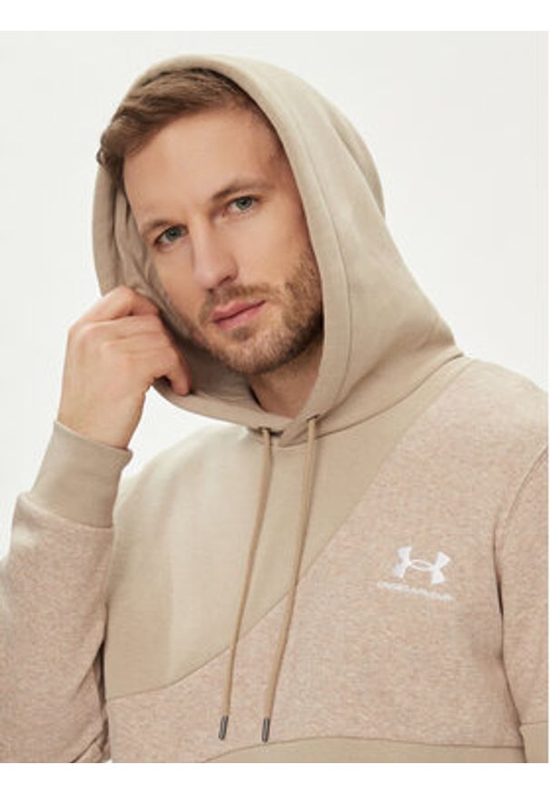 Under Armour Bluza techniczna Ua Essential Flc Blocked Hd 1383070-299 Khaki Loose Fit. Kolor: brązowy. Materiał: bawełna