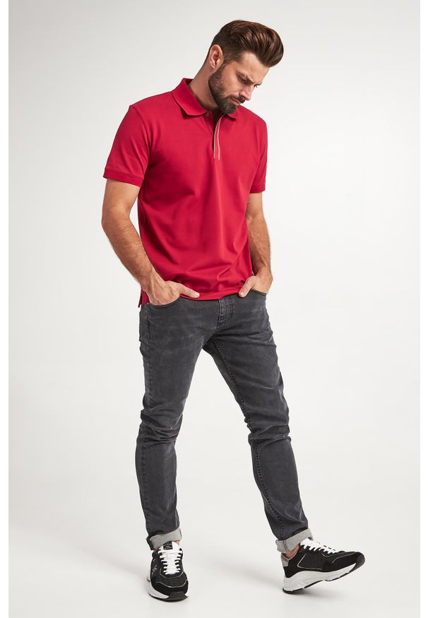 Alexander McQueen - Polo męskie ALEXANDER MCQUEEN. Typ kołnierza: polo