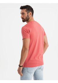 Ombre Clothing - T-shirt męski klasyczny bawełniany BASIC - koralowy V17 OM-TSBS-0236 - XXL. Okazja: na co dzień. Kolor: pomarańczowy. Materiał: bawełna. Styl: klasyczny
