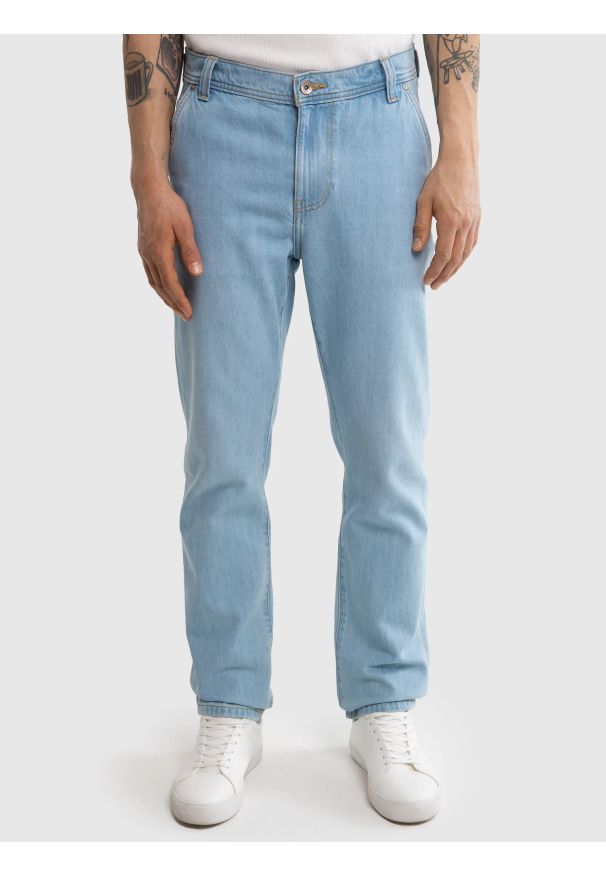 Big-Star - Jeansy męskie z prostą nogawką z kolekcji Authentic jasnoniebieskie Workwear Trousers 253. Okazja: na co dzień. Kolor: niebieski. Sezon: lato. Styl: elegancki, casual, klasyczny