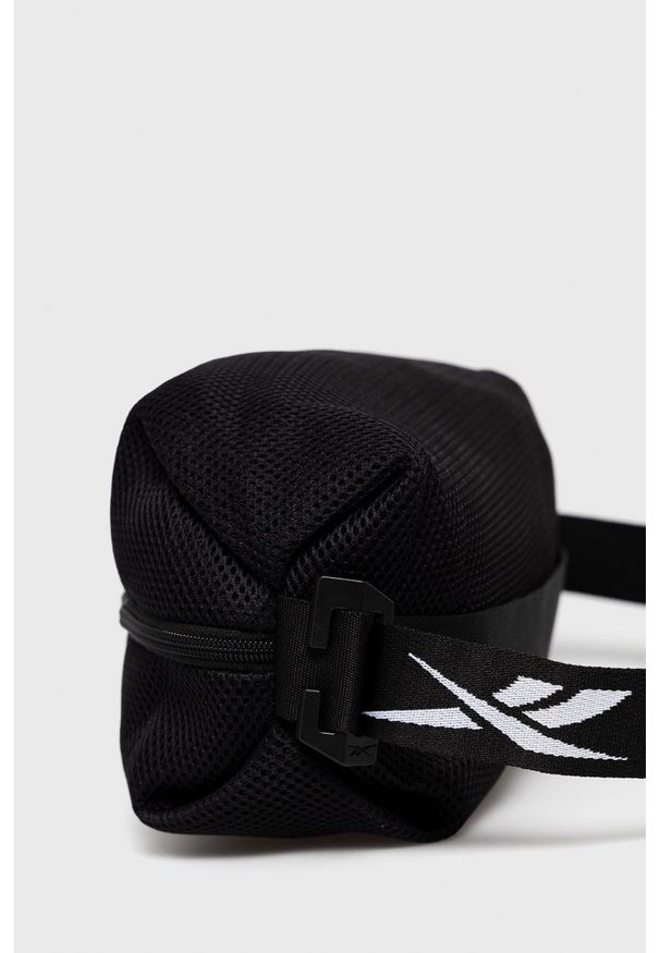 Reebok - Torba. Kolor: czarny. Materiał: poliester