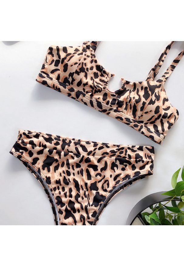 Intica - Strój kąpielowy dwuczęściowy z ozdobnym kółkiem na lato Antra. Materiał: materiał