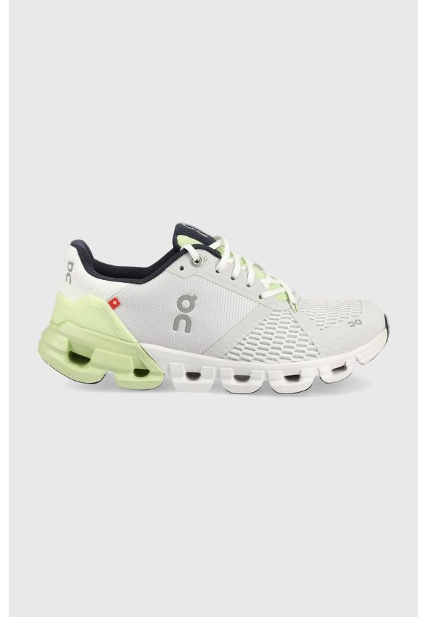 On Running - On-running buty do biegania Cloudflyer kolor biały. Kolor: biały. Materiał: tworzywo sztuczne, guma. Szerokość cholewki: normalna. Sport: bieganie