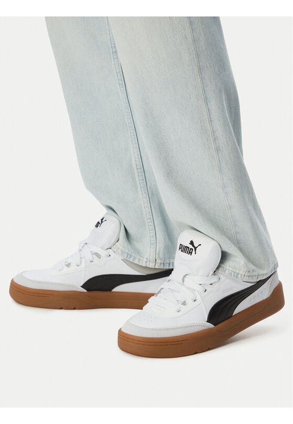 Puma Sneakersy Park Lifestyle SK8 400497 01 Biały. Kolor: biały. Materiał: skóra