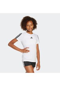 Adidas - Koszulka sportowa dla dzieci ADIDAS. Kolor: biały. Materiał: materiał. Sport: joga i pilates, fitness #1