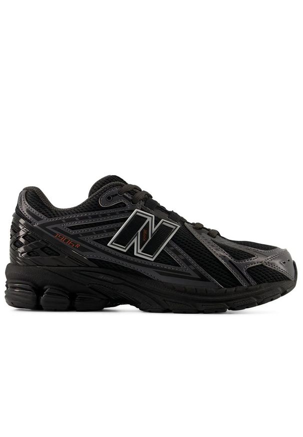 Buty młodzieżowe New Balance G1906252 - czarne. Kolor: czarny. Materiał: guma, materiał, syntetyk. Szerokość cholewki: normalna