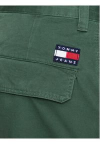 Tommy Jeans Szorty materiałowe Aiden Baggy DM0DM15974 Zielony Regular Fit. Kolor: zielony. Materiał: bawełna