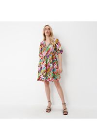 Mohito - Bawełniana sukienka mini - Wielobarwny. Materiał: bawełna. Długość: mini