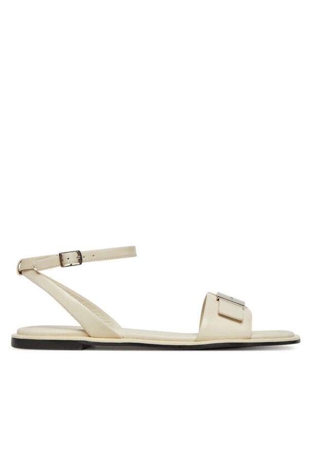 Calvin Klein Sandały Flat Sandal W/Ck Hw - Lth HW0HW02367 Écru. Kolor: kremowy. Materiał: skóra