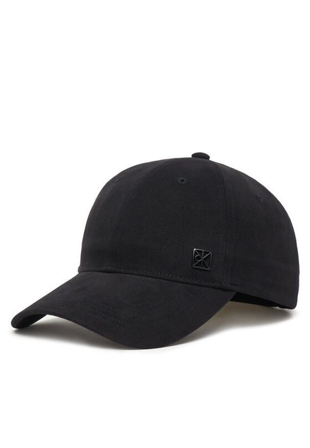 Calvin Klein Czapka z daszkiem Emblem Hardware Baseball Cap LV04F5059G Czarny. Kolor: czarny. Materiał: bawełna