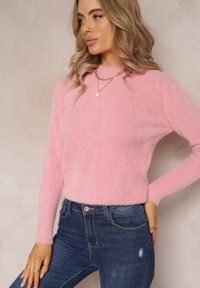 Renee - Różowy Sweter Wełniany Elisabema. Kolor: różowy. Materiał: wełna. Długość rękawa: długi rękaw. Długość: długie. Styl: klasyczny #2