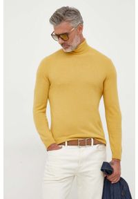 United Colors of Benetton sweter wełniany męski kolor żółty lekki z golferm. Kolor: żółty. Materiał: wełna #1