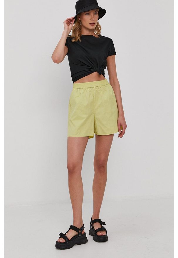 Vero Moda - Szorty. Okazja: na co dzień. Kolor: zielony. Materiał: tkanina, poliester. Wzór: gładki. Styl: casual