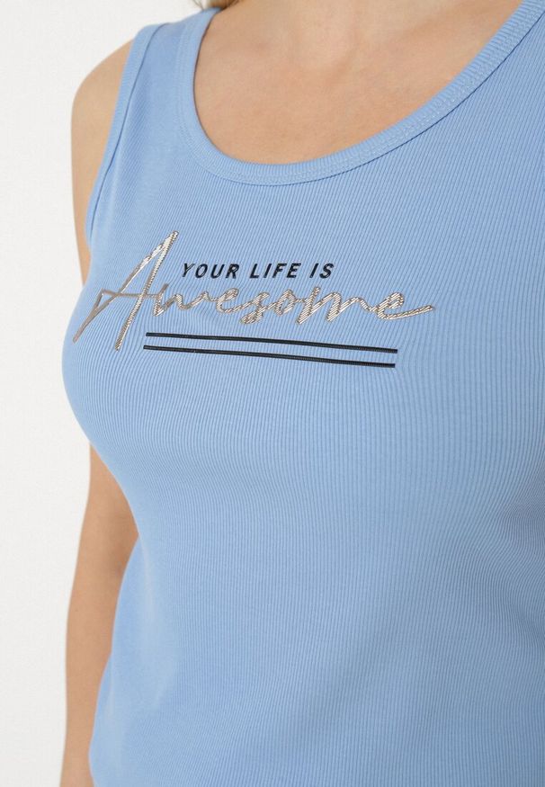 Born2be - Niebieski Top z Bawełną i Ozdobnym Nadrukiem Viannaes. Okazja: na co dzień. Kolor: niebieski. Materiał: bawełna. Wzór: nadruk. Styl: klasyczny, casual