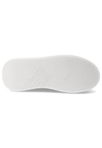 Sneakersy damskie Armodo, cholewka ze skóry naturalnej perforowana konstrukcja zapewniająca przewiewność klasyczne sznurowanie gruba stabilna podeszw. Okazja: na co dzień. Zapięcie: sznurówki. Kolor: złoty. Materiał: skóra. Szerokość cholewki: normalna. Wzór: ażurowy. Sezon: wiosna, lato. Styl: klasyczny #6