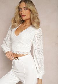 Renee - Biała Koronkowa Bluzka o Krótkim Fasonie z Mankietami Skylame. Kolor: biały. Materiał: koronka. Długość: krótkie. Styl: elegancki #4