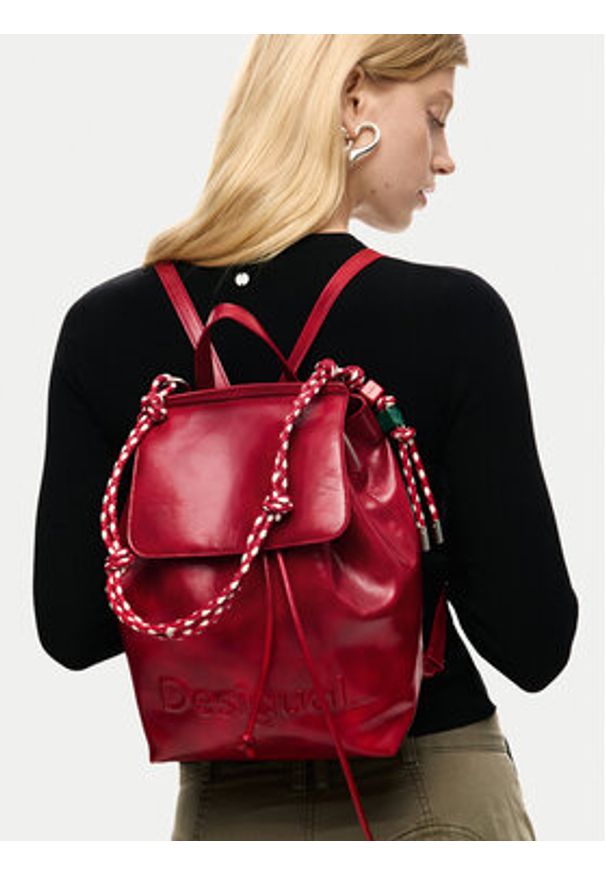Desigual Plecak 26SAKP20 Czerwony. Kolor: czerwony. Materiał: skóra